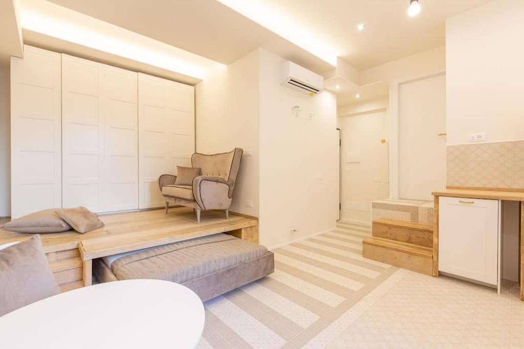 Apartament 5Fo6 Navigli - Duomo - Boho - Minimal Mediolan Zewnętrze zdjęcie